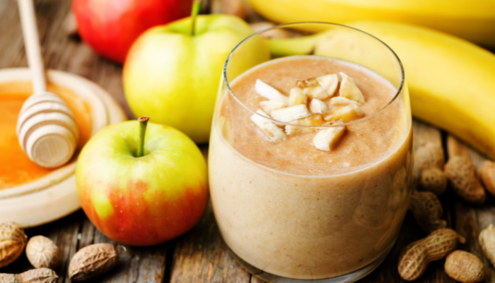 Vitamina de banana, maçã e linhaça, combinação perfeita para secar a barriga e saciar a fome