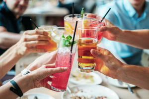 O que acontece com seu corpo quando para de consumir açúcar e álcool?