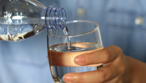 10 vantagens de beber mais água para a saúde