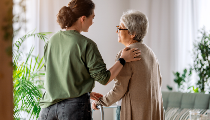 Acidentes domésticos com idosos: como prevenir em casa